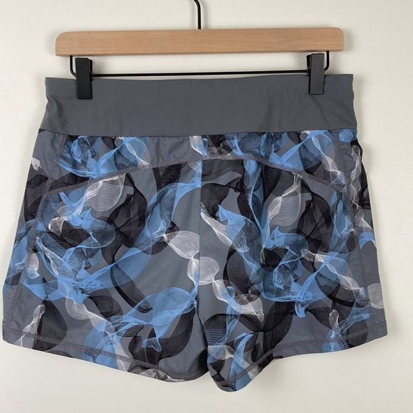 Sweaty Betty Athletic Shorts Women’s Size Small Gray Unlined Running Active - Picture 7 of 8